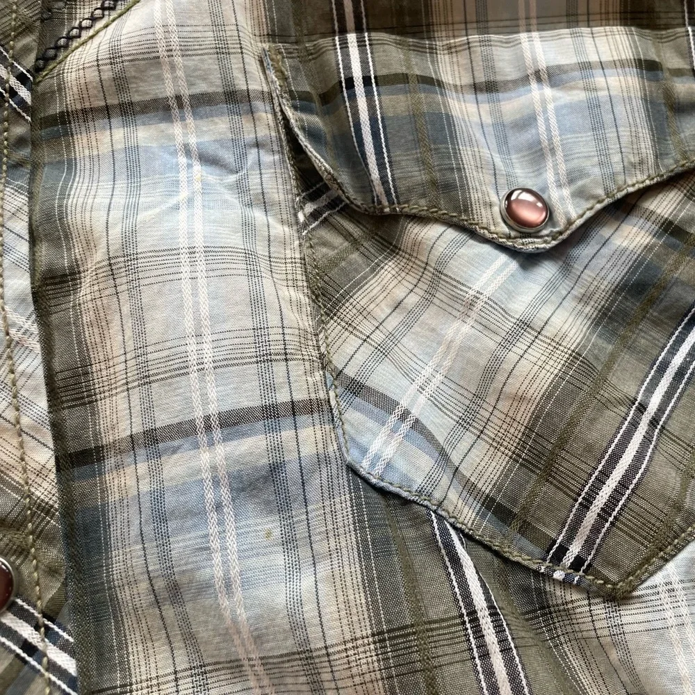 DKNY Size Large Western Style Pearl Snaps Short Sleeve Patterned Shirt - Picture 7 of 8